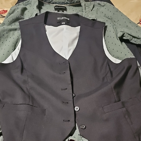 Wildfang complete outfit: Wide leg pants, vest, cotton shirt - Picture 5 of 5